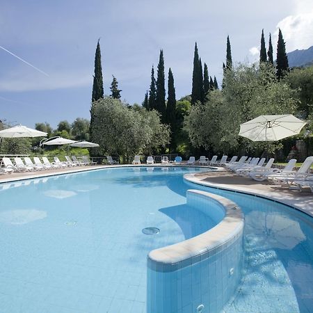 Villaggio Albergo Casa E Lago เบรนโซเน ซูล การ์ดา ภายนอก รูปภาพ
